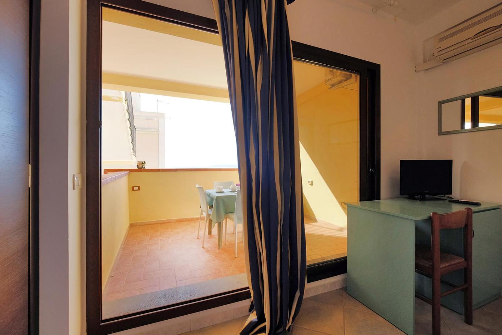 Su Nuraghe Hotel ซานต์อันนาอาเรซี ภายนอก รูปภาพ